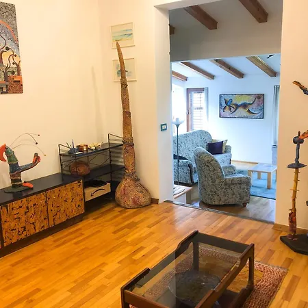 Apartment Seaside Art & Retro